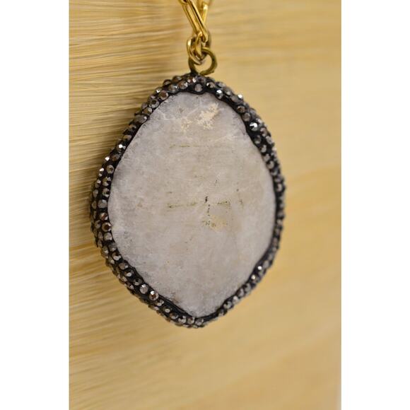 Janna Conner Pendant Necklace Crystal Geode Rhinestone Gold Sparkling 9J - Picture 10 of 12